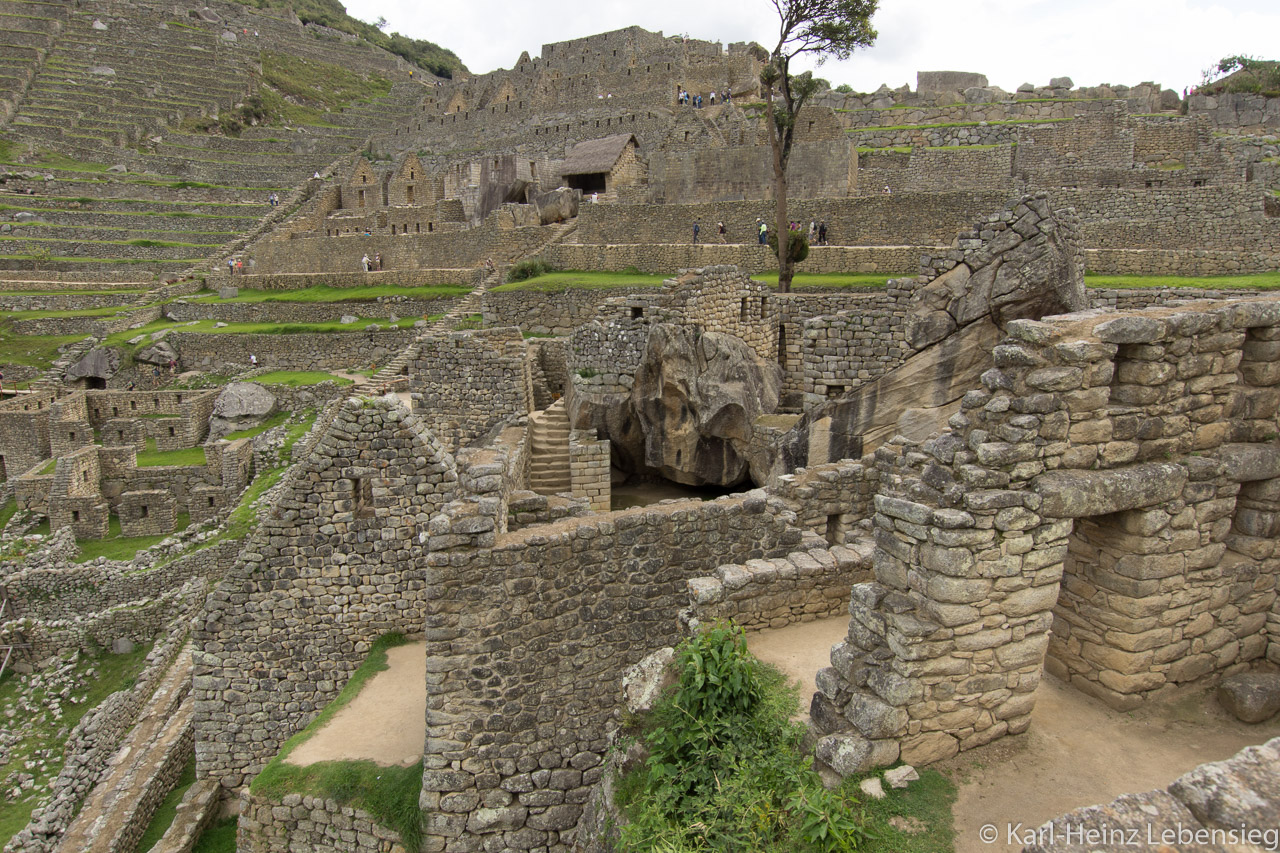 Tempel des Kondors und Inka-Häuser