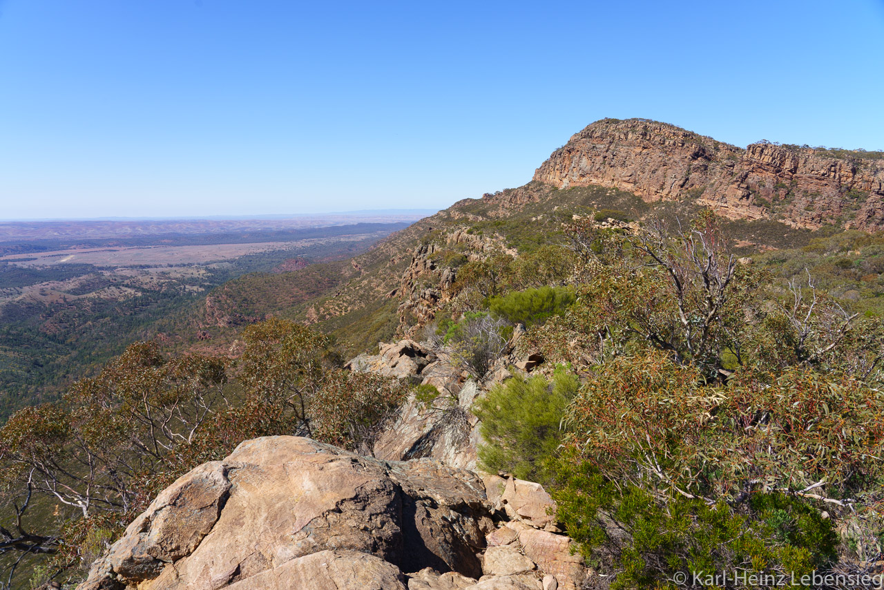 Flinders Ranges - Ikara-Flinders Ranges NP - St. Mary Peak Hike